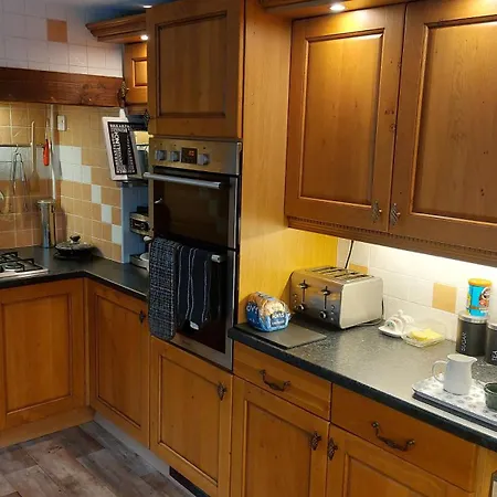 Moonraker With A View With Ensuite Shower * St Austell